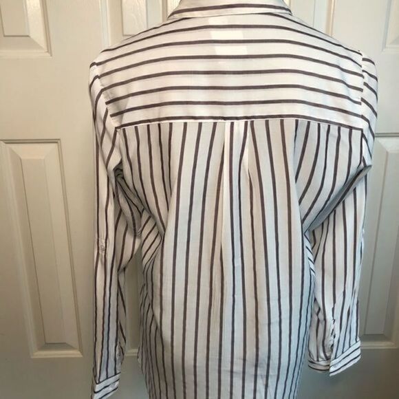 Express Striped Top - Picture 5 of 10